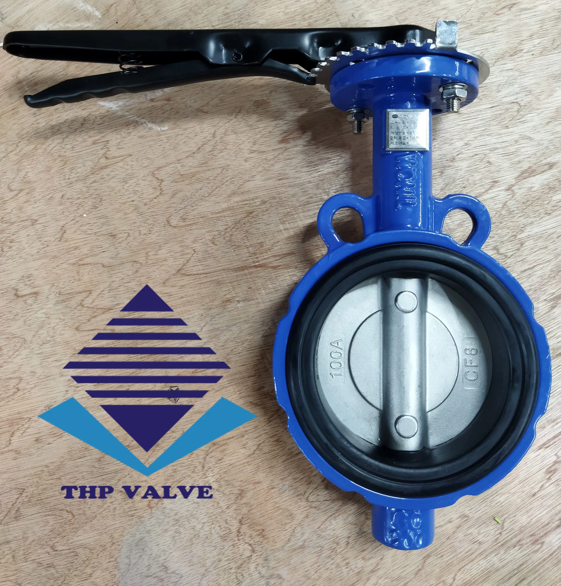 Van bướm tay gạt thân gang cánh iox Wonil