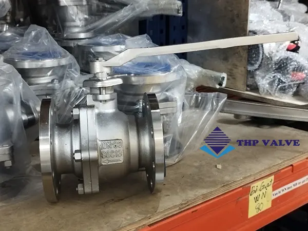 Van bi tay gạt mặt bích (1)